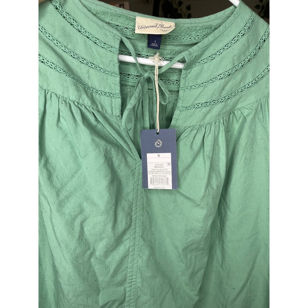 Universal Threads Blouse Green Cotton Bohemian Lace Top Size S Loose Fit Target - Picture 5 of 7